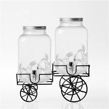 मेटल स्टैंड पर ग्लास बेवरेज डिस्पेंसर