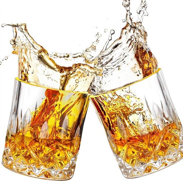 Whiskey Decanter For Scotch Liquor Bourbon Or Wine - 750ml